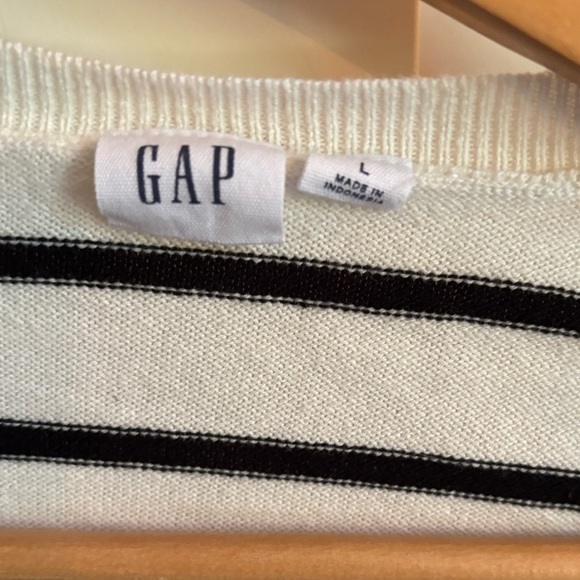 GAP Classic Striped Sweater Cardigan size large blk & white 100% cotton vintage - Picture 2 of 6